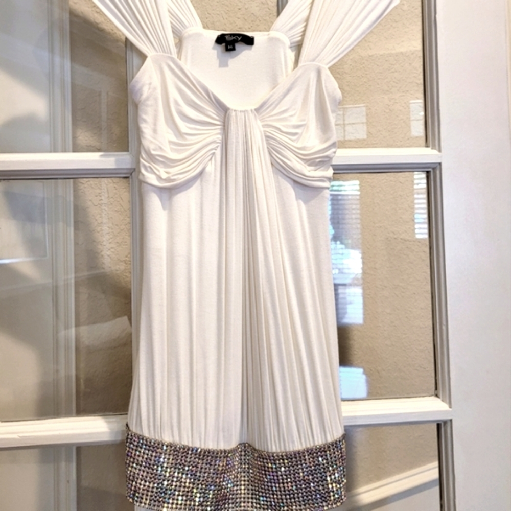 Sky top in white with rhinestone bling across bottom